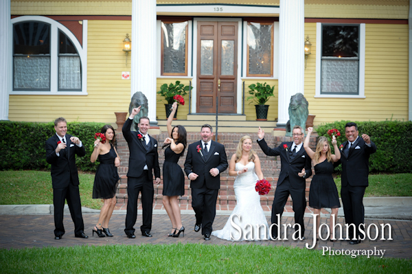 Best Courtyard Lake Lucerne wedding photographer - Sandra Johnson (SJFoto.com)
